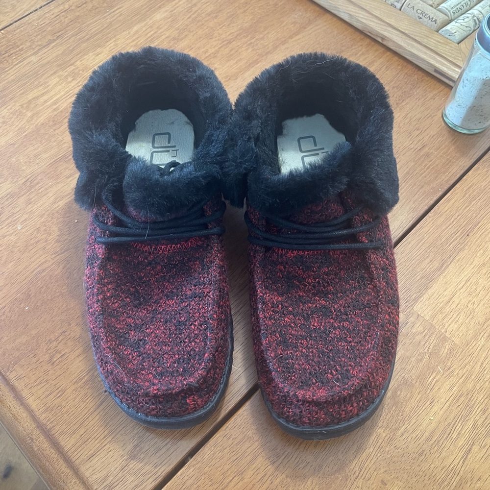 Red fuzzy hey dudes